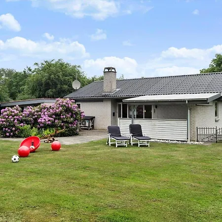 Hébergement de vacances C11526-hemmet-lappedykkervaenget-24 *